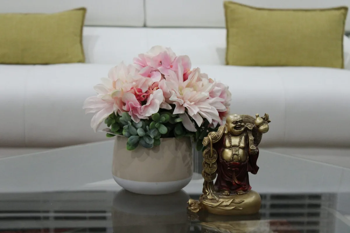 What is Digital Feng Shui? A Guide to Finding Calm and Focus in a Hectic Digital World