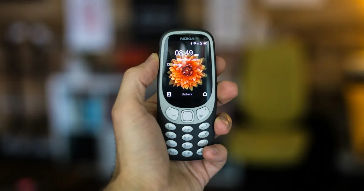 Light Phone III vs Mudita Kompakt vs Sidephone: What Owners Say After Months (2026)